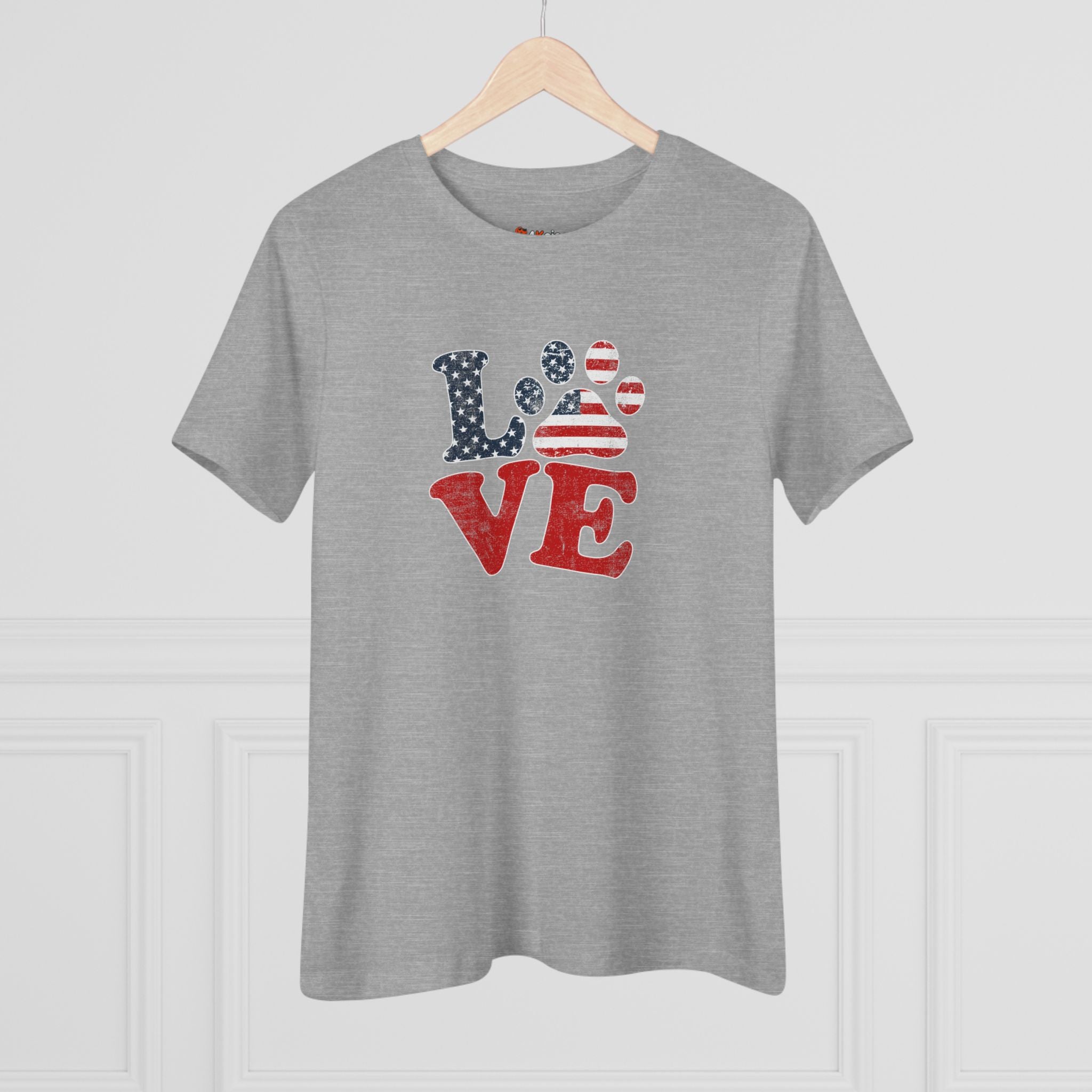Love USA Paw | Patriotic Dog Lover Womens Tshirt